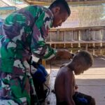 Anak-Anak Banggabeak Sambut Gembira Pangkas Rambut Gratis Satgas Habema