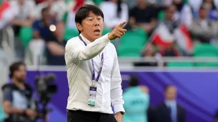 Shin Tae-yong Buka Akademi Sepak Bola di Indonesia