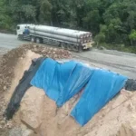 Bahu Jalan Lintas Riau-Sumbar KM 106-107 Sempat Longsor, BPJN Pasang Bronjong