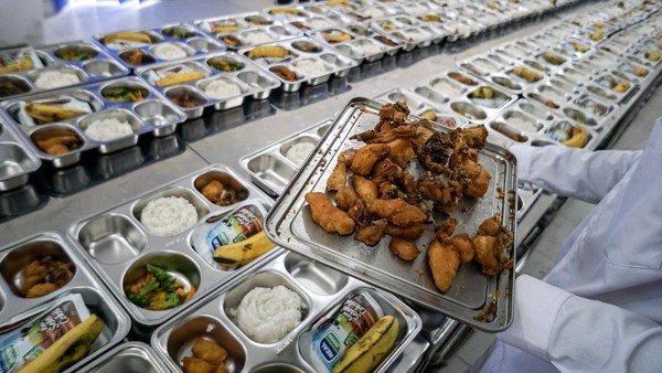 Dukungan Masyarakat dan Komitmen Pemerintah Memperkuat Program Makan Bergizi Gratis