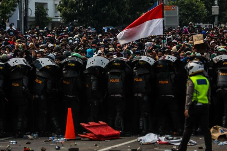Demonstrasi Mahasiswa Bukan Solusi bagi Masyarakat, Hanya Timbulkan Dampak Negatif
