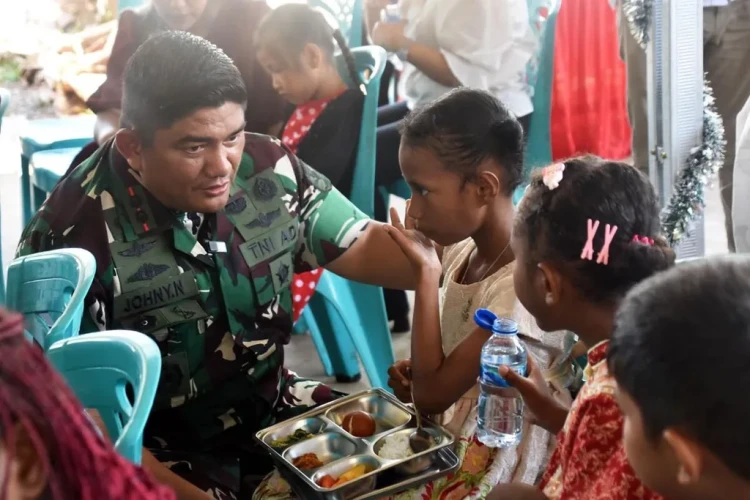 Pemerintah Tak Gentar Berantas OPM, Program MBG Tetap Berjalan di Papua