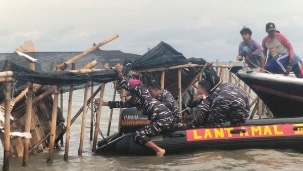 Peduli Nelayan, Presiden Prabowo Komitmen Bongkar Pagar Laut