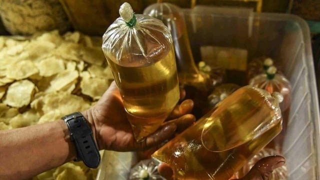 Pemerintah Tertibkan Pedagang Nakal yang Oplos Minyakita