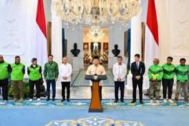 Cetak Sejarah, Pemerintah Dorong Perusahaan Pengemudi Online Bayarkan THR