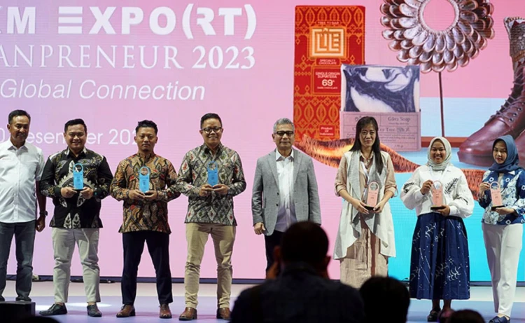 Pemerintah Pastikan Serap Tenaga Kerja Baru dan Libatkan Pihak Swasta dalam Optimalisasi MBG