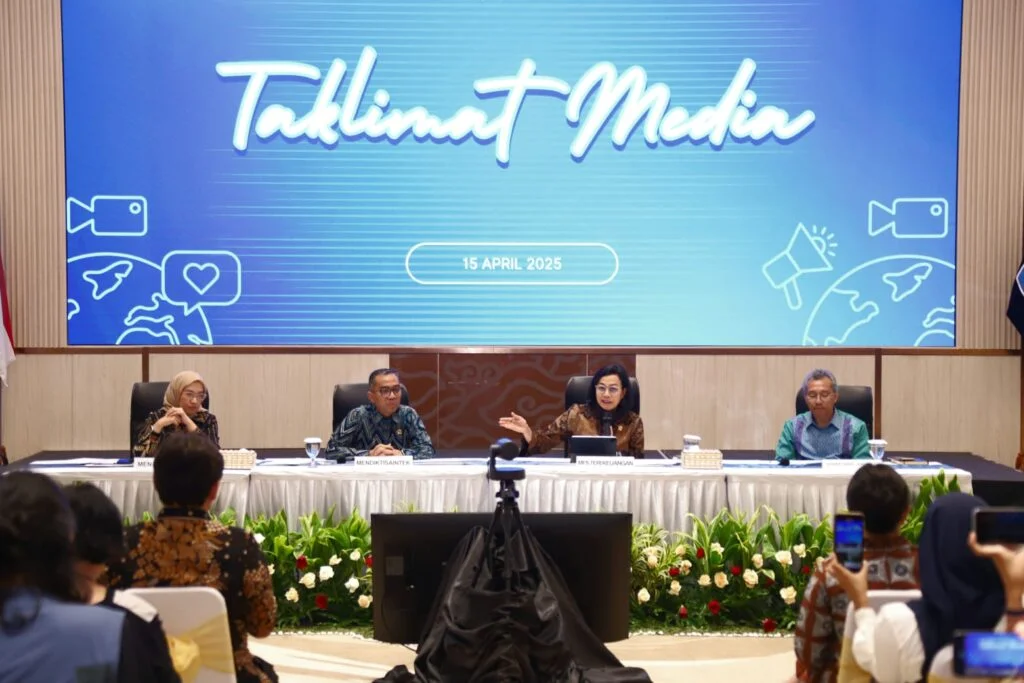 Pemerintah Pastikan Tukin Dosen Cair Pertengahan Tahun 2025