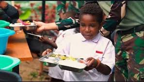 Makan Bergizi Gratis di Papua Langkah Strategis Wujudkan Generasi Emas 2045