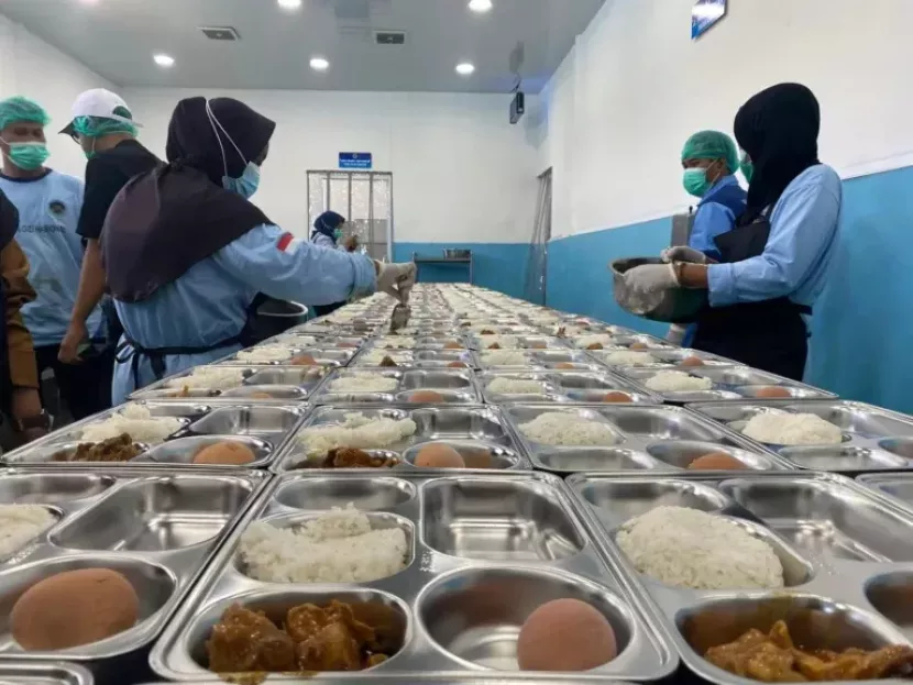 Makan Bergizi Gratis, Solusi Atasi Masalah Gizi Anak Indonesia