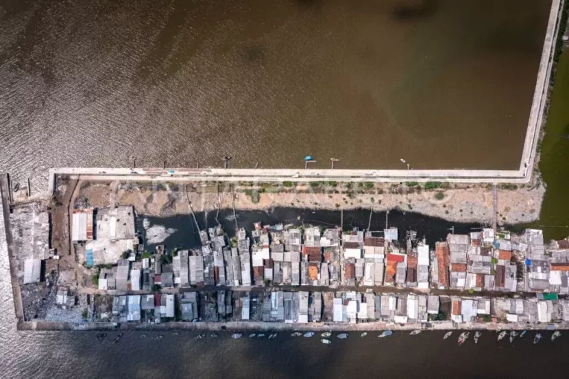 Pemerintah Tegaskan Pembangunan Tanggul Laut Pantura Jadi Proyek Prioritas