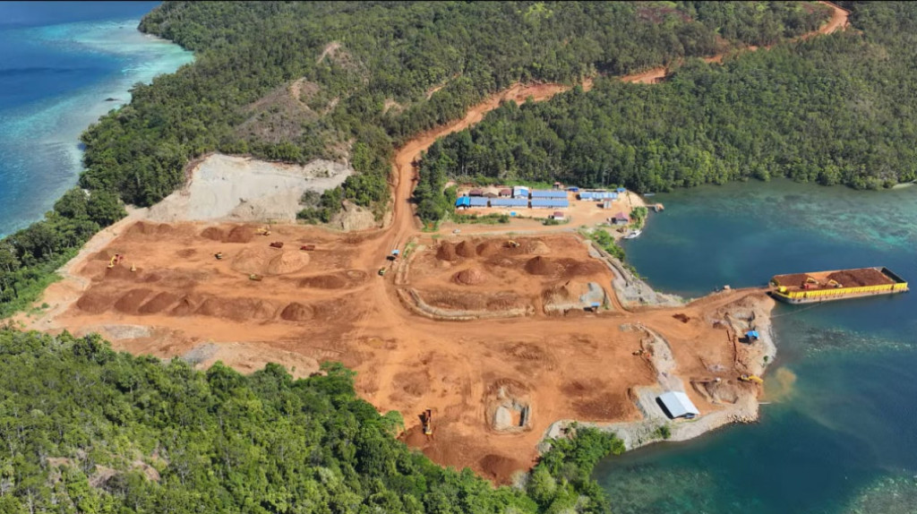 Ondoafi Tanah Tabi Apresiasi Kebijakan Nikel Raja Ampat Pemerintah untuk Majukan Papua