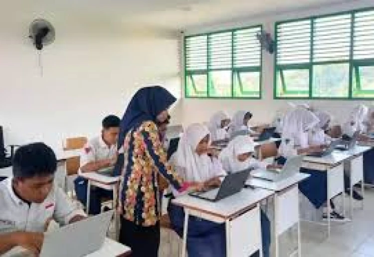 Program 15.000 Laptop Dukung Fasilitas Belajar Program Sekolah Rakyat