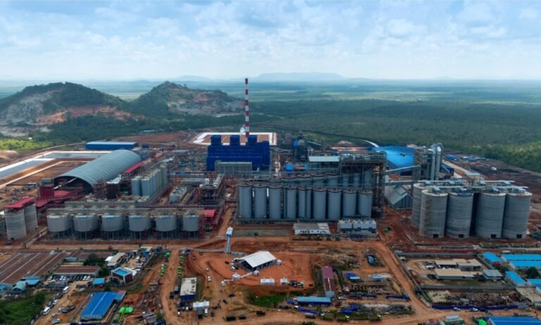 Pemerintah dan Danantara Pastikan Hilirisasi Energi Ciptakan Ratusan Ribu Lapangan Kerja