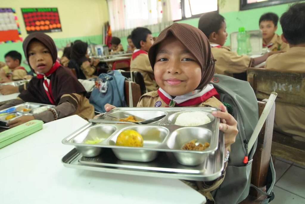 Satu Tahun Kepemimpinan Prabowo-Gibran, Pemerintah Tegaskan Komitmen Perbaiki Gizi Anak Bangsa