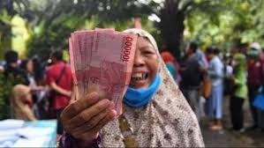 Pemerintah Salurkan BLTS Rp900 Ribu, Pastikan Bantuan Tepat Sasaran di Setahun Pragib
