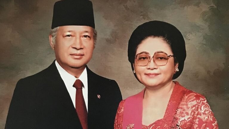 Penganugerahan Soeharto sebagai Pahlawan Nasional Penghargaan atas Kontribusi Nyata bagi Bangsa