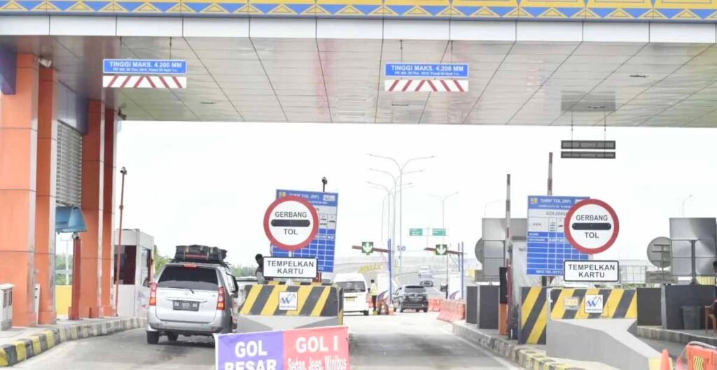 Pemerintah Berikan Diskon Tarif Tol dan Stimulus Transportasi Akhir Tahun Selama Libur Nataru