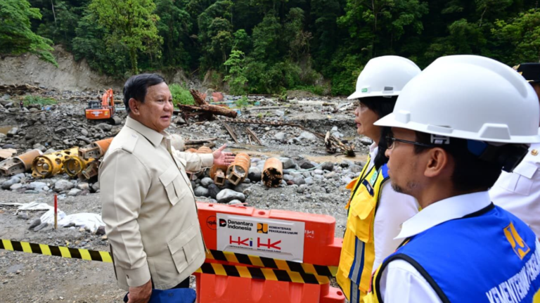 Presiden Prabowo Pastikan Pemulihan Infrastruktur Lembah Anai Berjalan Cepat dan Terkontrol