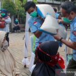 Pemerintah Dorong Program MBG Jangkau Ratusan Ribu Warga Rentan Lansia, Disabilitas, hingga Anak Jalanan