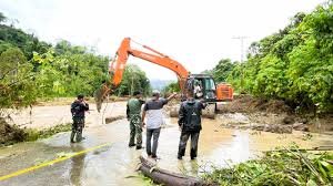 Pemerintah Targetkan Pemulihan Infrastruktur Vital Sumatera Selesai Lebih Cepat