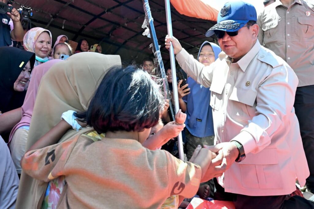 Presiden Prabowo Pastikan Hunian Sementara Korban Bencana Sumatera Selesai Secepat Mungkin