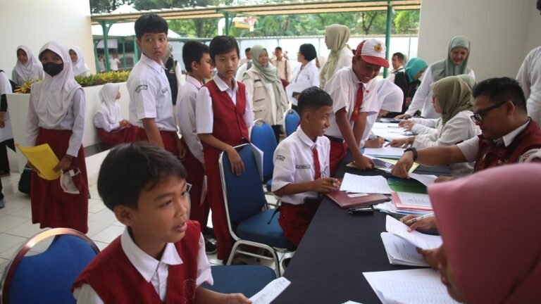 Pemerintah Pastikan Sekolah Rakyat Jadi Program Prioritas 2026