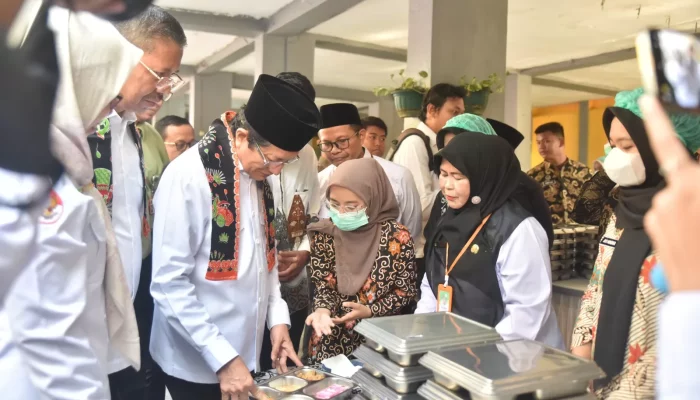 Kemenag dan Baznas Tegaskan Zakat Tidak Digunakan untuk Program MBG