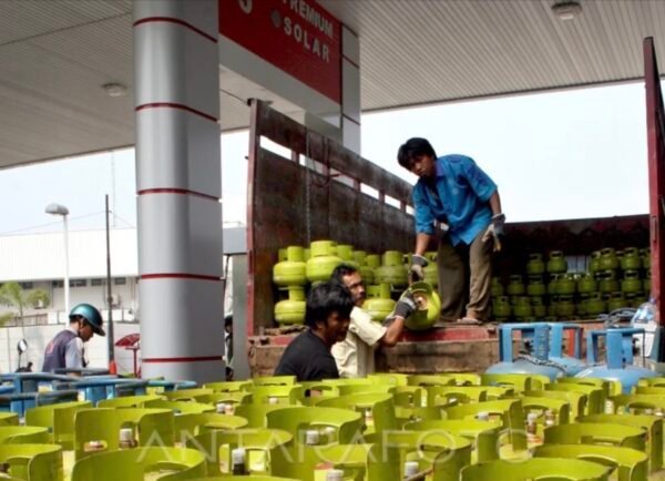 Dampak Global Diantisipasi, Masyarakat Diajak Hemat BBM dan LPG