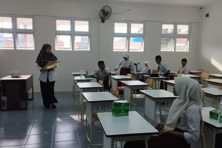 Sekolah Rakyat dan Terobosan Akses Pendidikan Bermutu Tanpa Hambatan